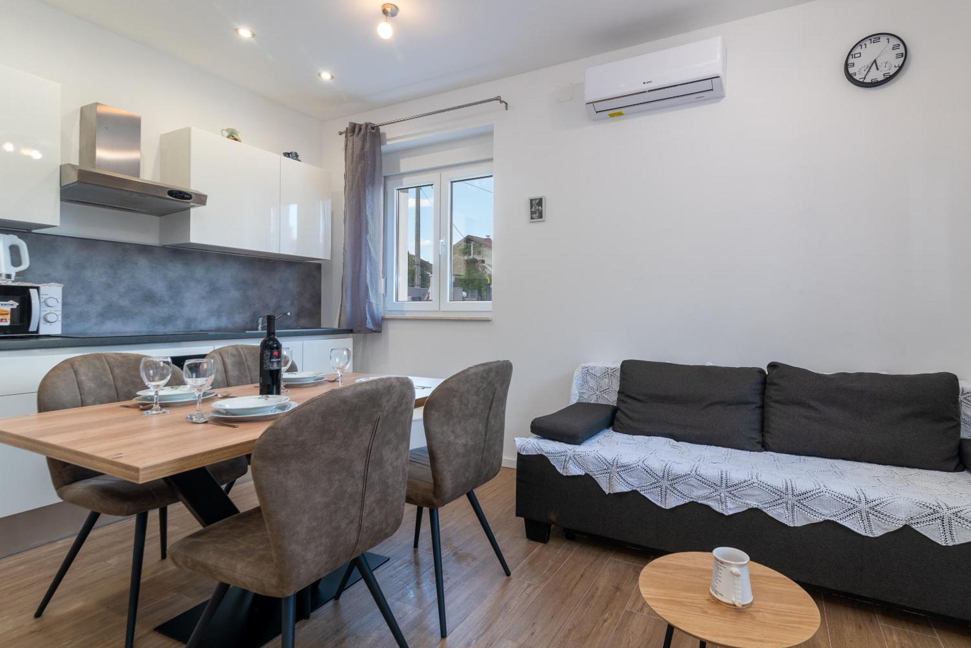 Apartman Dino Trogir Extérieur photo