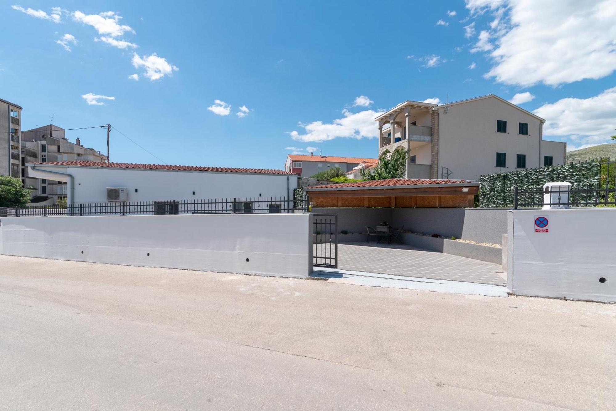 Apartman Dino Trogir Extérieur photo