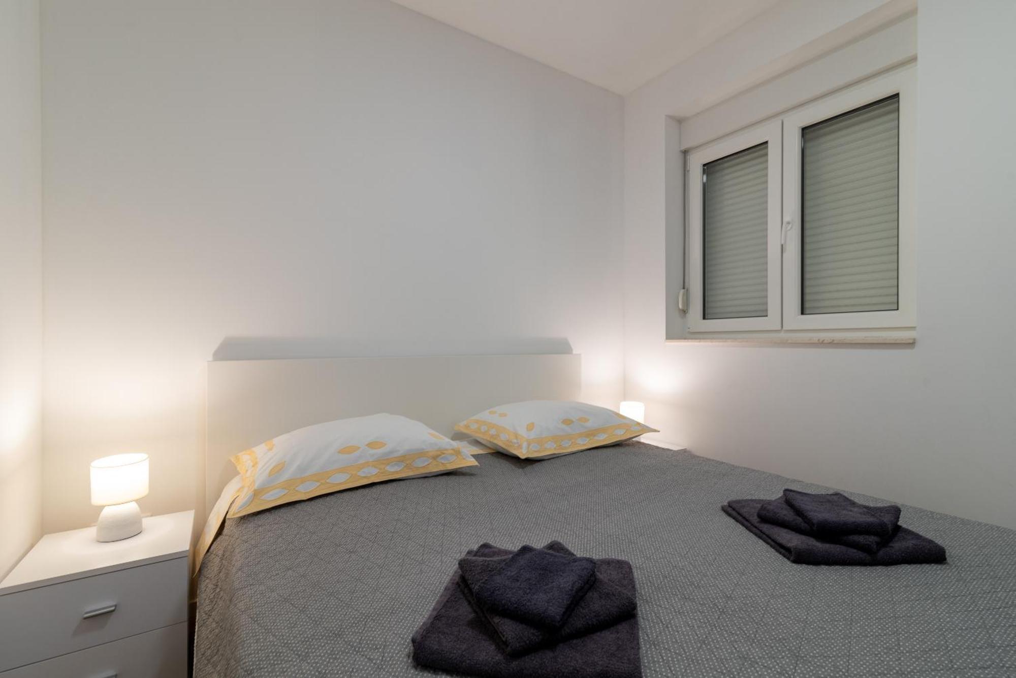 Apartman Dino Trogir Extérieur photo